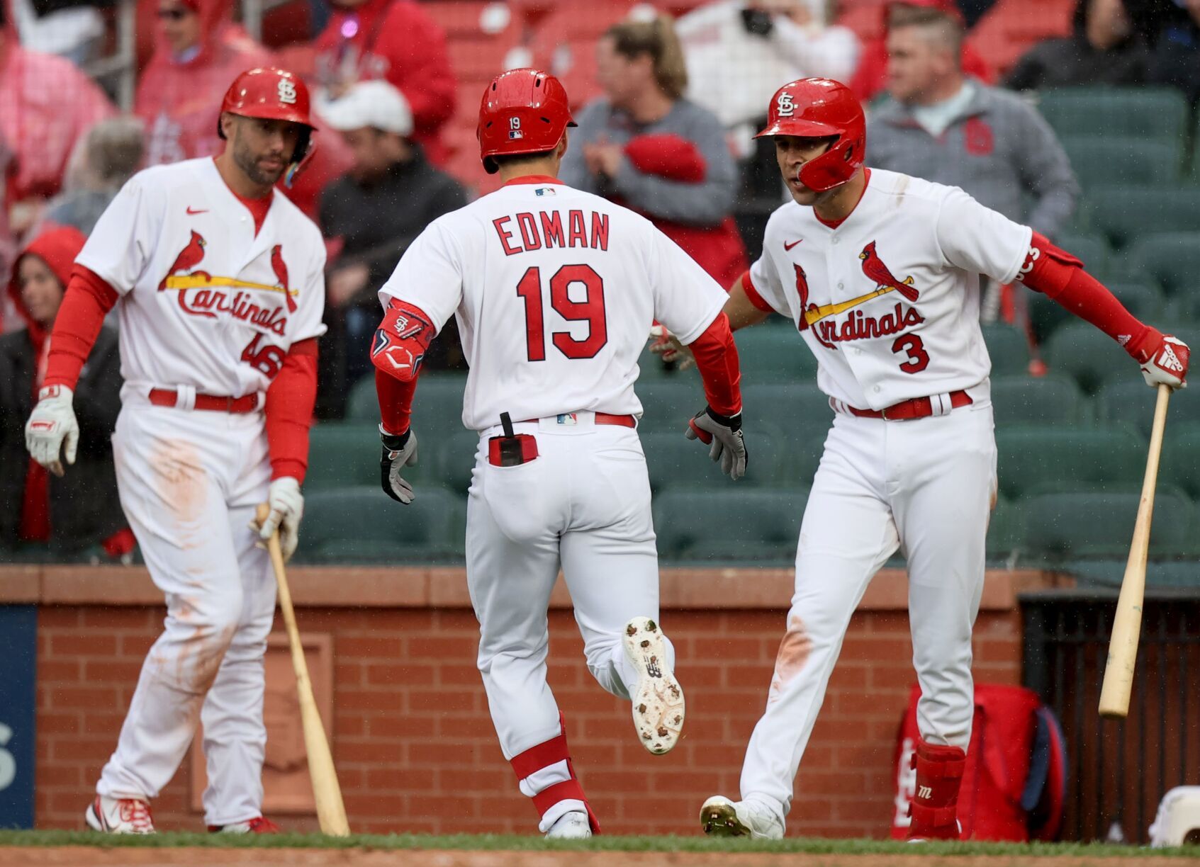 Cardinals host opening day at Busch Stadium